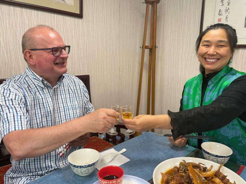4-hr-shanghai-tour-food-culture-skyline-cycling-ferry