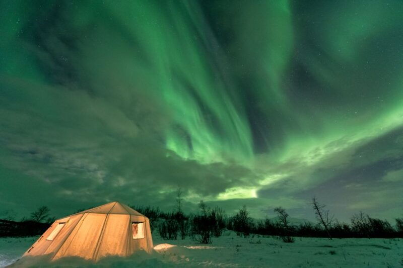 abisko-national-park-northern-lights-photo-tour