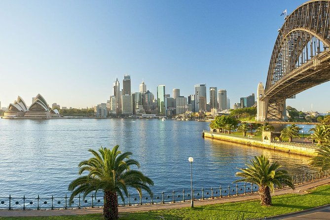 Airport Transfer: Sydney Airport SYD to Sydney by Luxury Van - FAQ