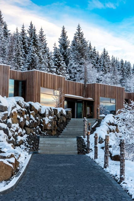 akureyri-godafoss-christmas-house-and-forest-lagoon-tour