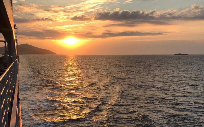 alanya-sunset-boat-includes-soft-drinks-and-dinner