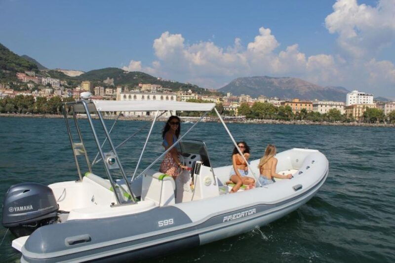amalfi-coast-rent-boat-from-salerno-without-license