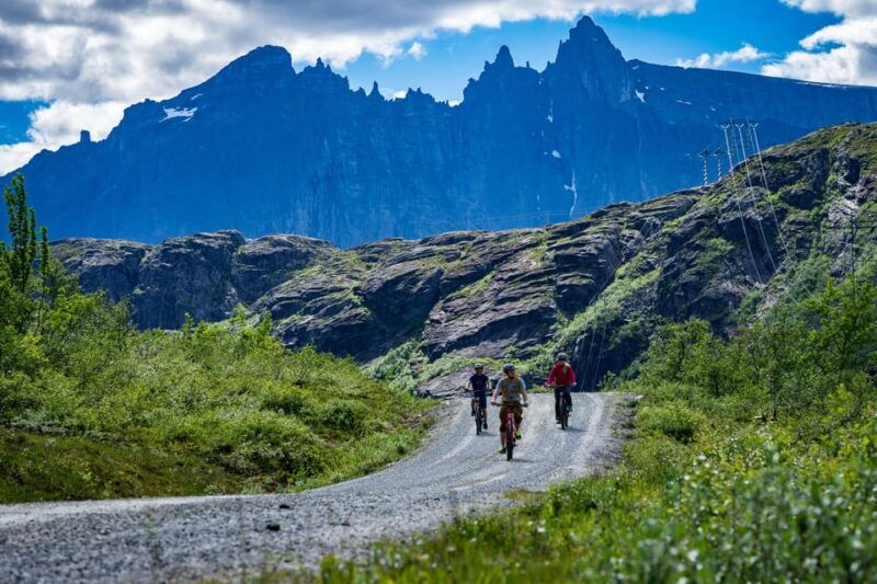 andalsnes-bike-hike-adventure-to-litlefjellet-summit