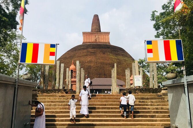 Anuradhapura ancient city tour with Travandgo tours - Mirisaveti Stupa: The King’s Victory Monument