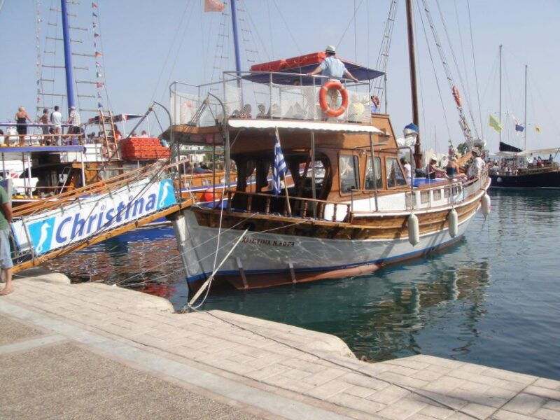 argostoli-daily-cruise-with-food-drinks-around-kefalonia