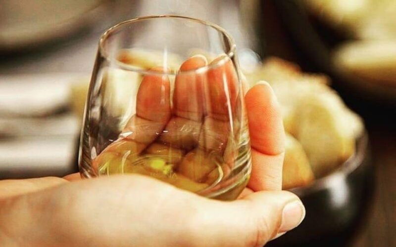 argostoli-kefalonian-wine-tasting-with-gourmet-lunch