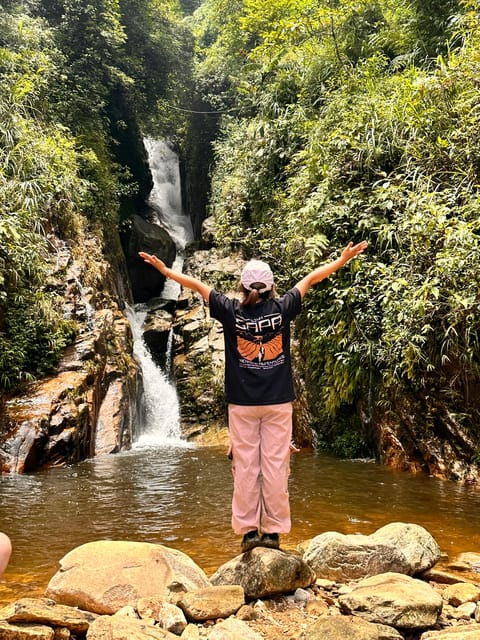 authentic-experiencebambooforestwaterfall-less-tourist
