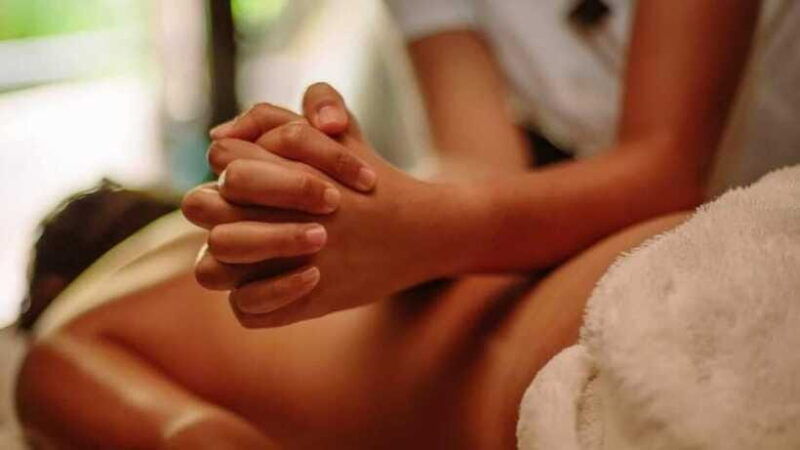 bali-lomi-lomi-massage-at-your-hotel-in-bali