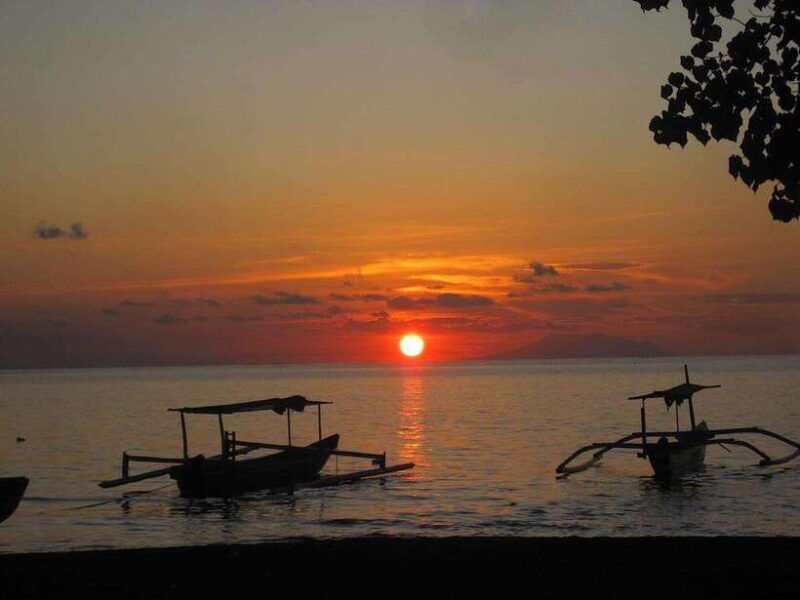 bali-lovina-sunset-tour-with-snorkeling-experience