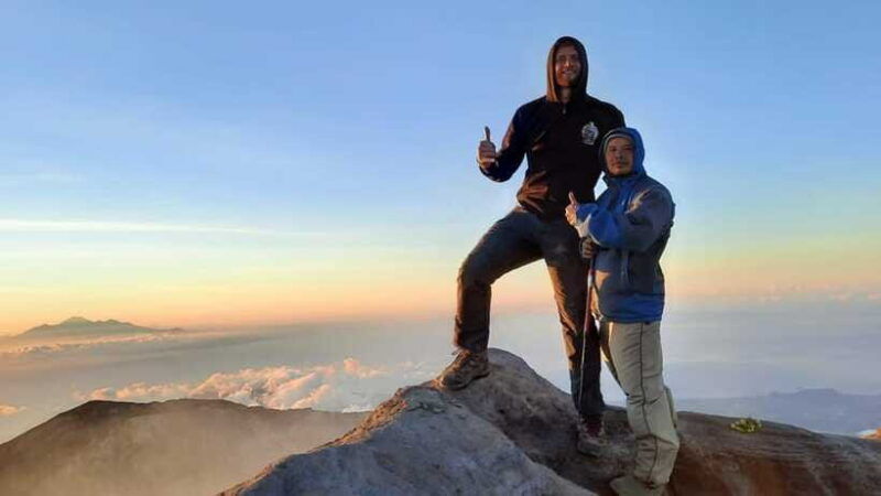 bali-mount-agung-sunrise-trekking-tour-with-hotel-pickup