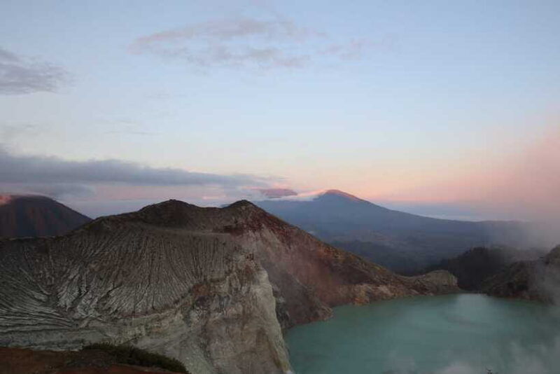 bali-mount-ijen-guided-night-walking-tour-with-breakfast