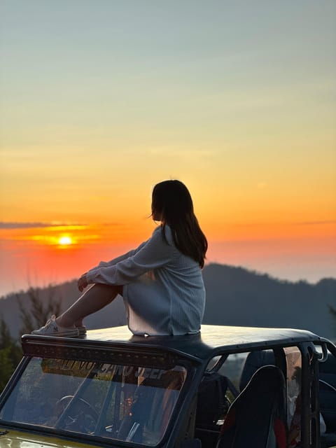 bali-mt-batur-jeep-sunrise-w-hot-springs-floating-temple