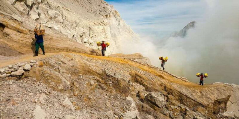 bali-to-java-bromo-ijen-tumpak-sewu-borobudur-prambanan