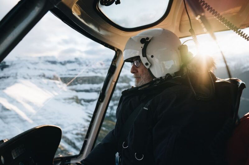 banff-jasper-canadian-rockies-helicopter-snowshoe-tour