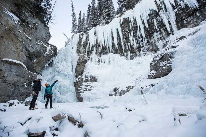 banff-johnston-canyon-explorer