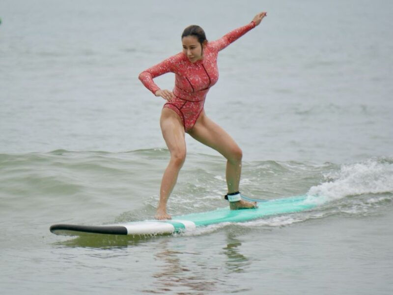 bang-tao-beach-group-or-private-surf-lessons