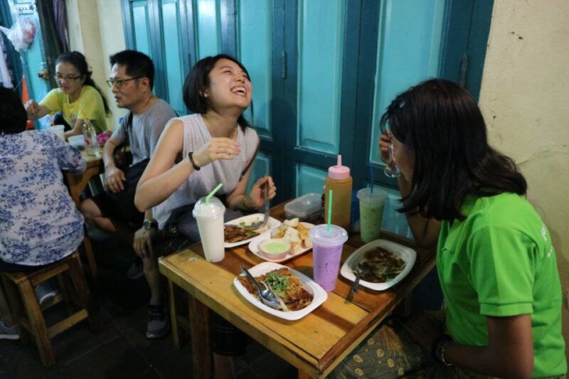 bangkok-e-scooter-night-tour-with-local-street-food
