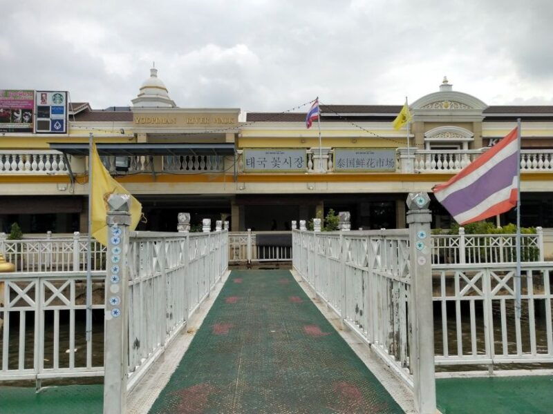 bangkok-full-day-hop-on-hop-off-walking-tour-mini-group