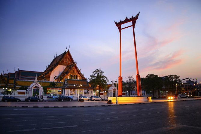 Bangkok Night Lights: Temple & City Tour by Tuk Tuk (SHA Plus) - Who Should Consider This Tour?