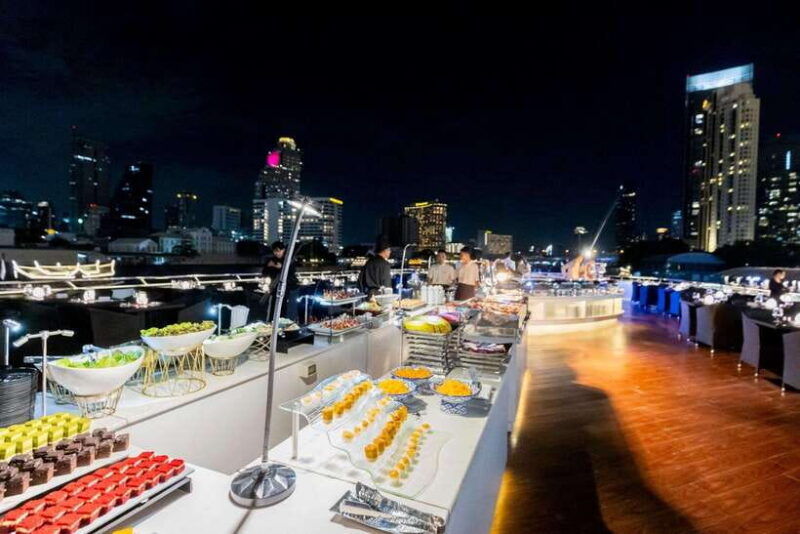 bangkok-the-opulence-buffet-dinner-cruise-with-live-band