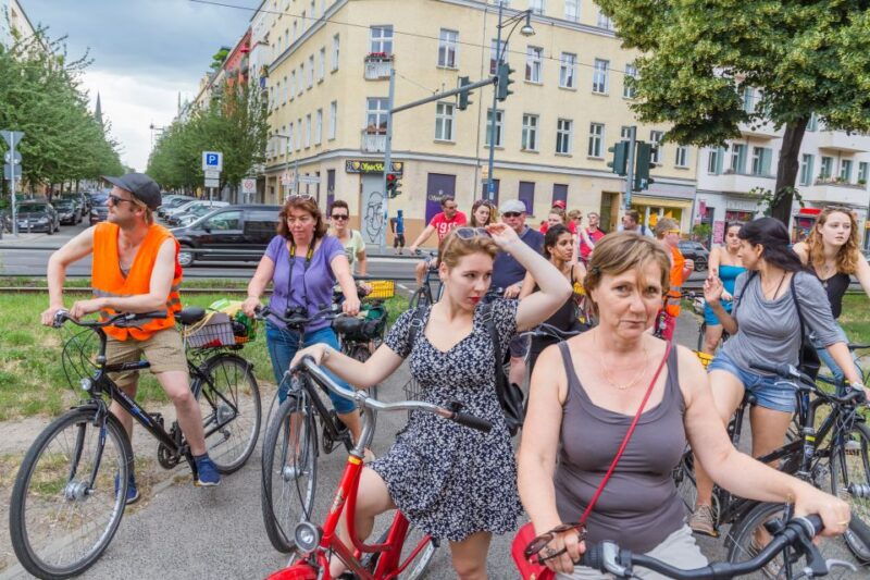 berlin-alternative-bike-tour-of-kreuzberg-friedrichshain
