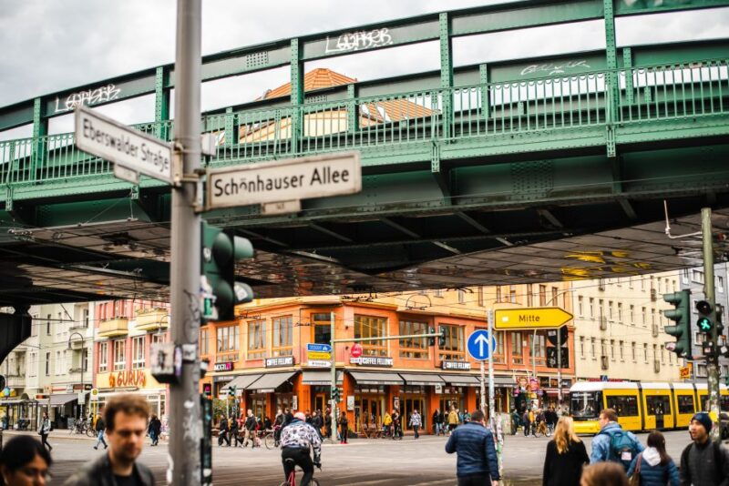 berlin-city-on-a-budget-walking-tour-with-local