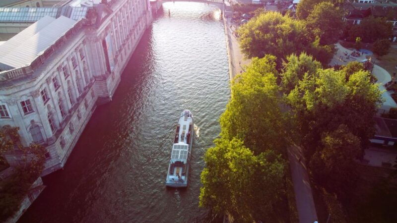 berlin-evening-sightseeing-river-cruise-on-the-spree