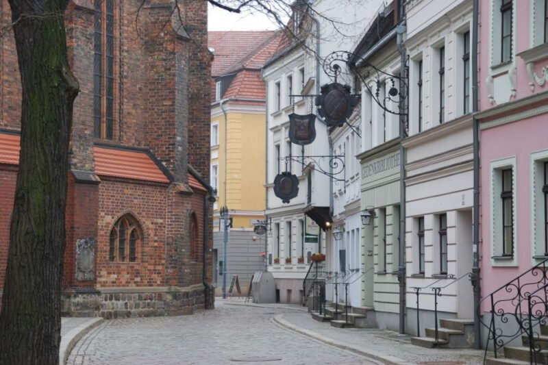 berlin-historic-center-walking-tour-with-a-real-berliner