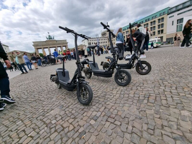 berlin-private-e-scooter-highlights-tour