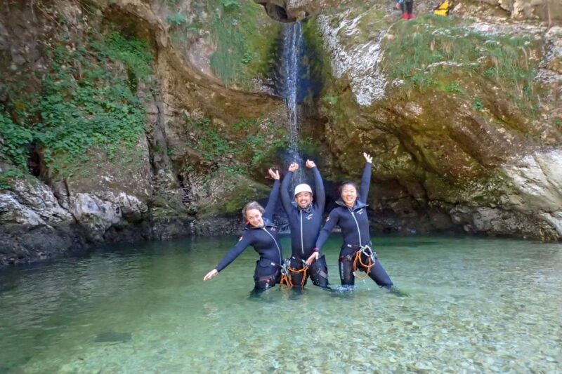 bled-guided-canyoning-tour-with-transport