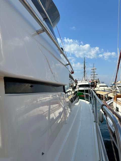 bodrum-private-sunset-yacht-tour-with-light-dinner