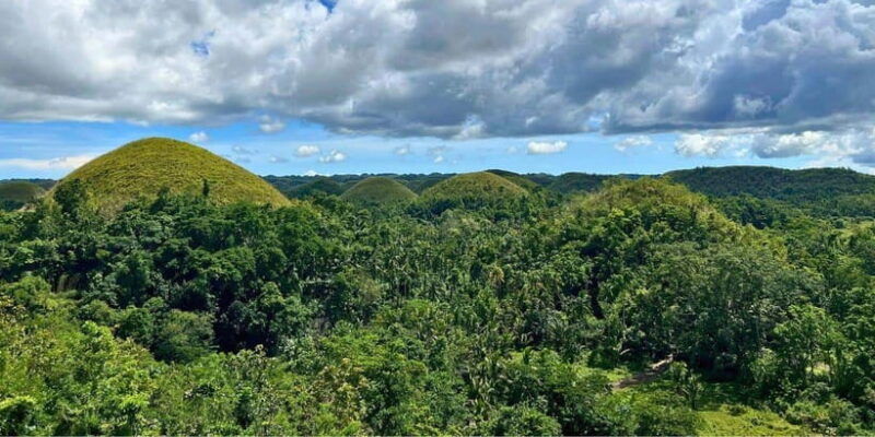 bohol-chocolate-hills-tarsiers-loboc-river-private-tour