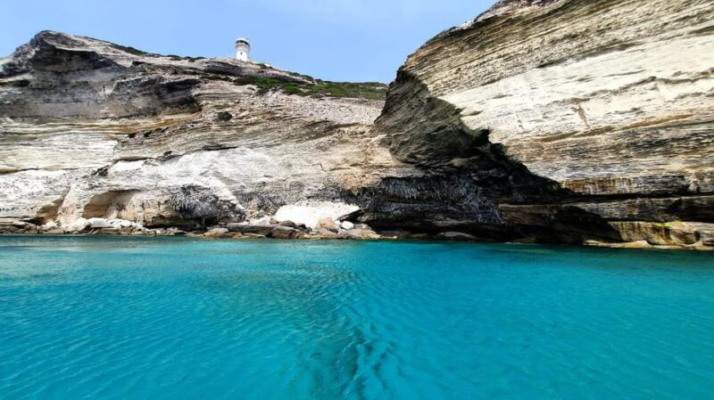 bonifacio-lavezzi-islands-and-caves-guided-tour