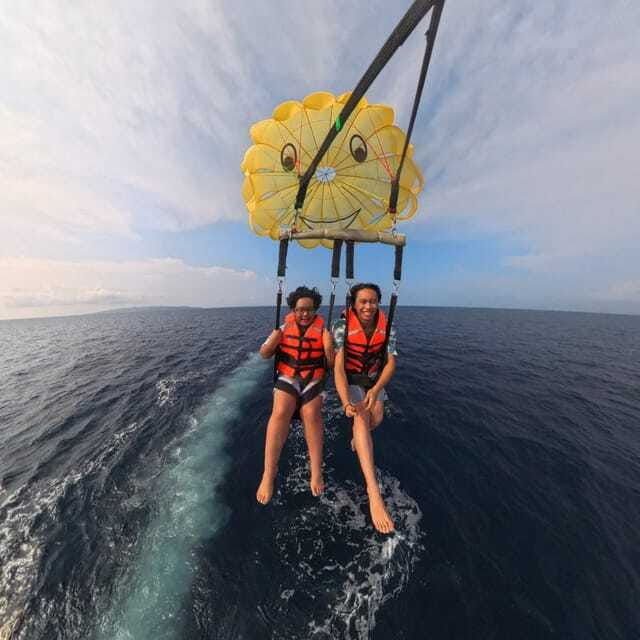boracay-parasailing-adventure-with-insta-360-degree-camera