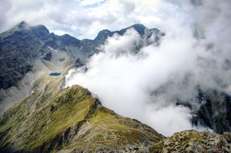 brasov-private-fagaras-mountains-trekking-tour