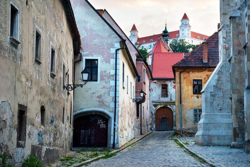 bratislava-old-town-private-walking-tour-with-danube-cruise