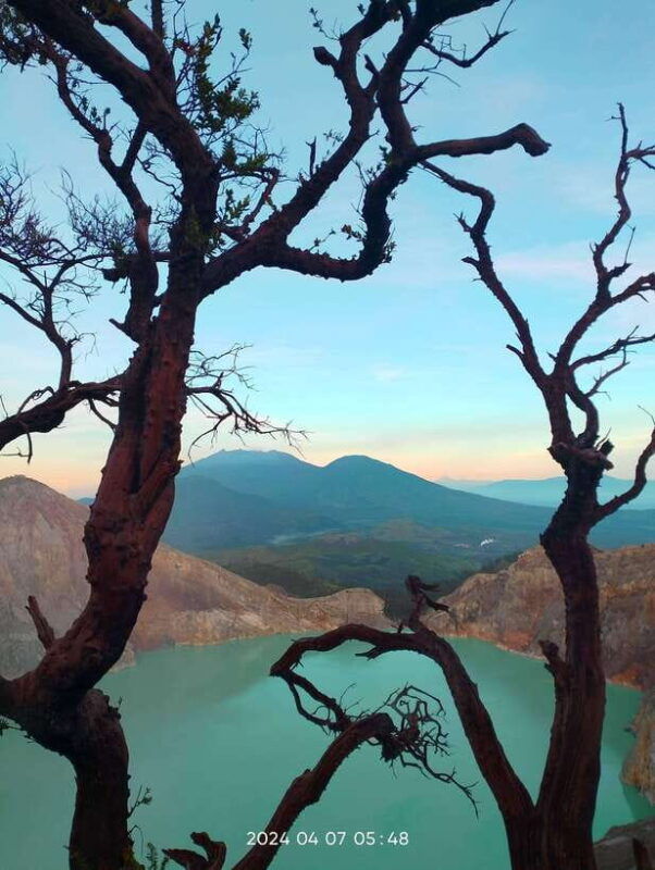 bromo-mountain-and-ijen-crater-tour-in-3-day