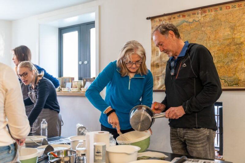bruges-belgian-waffle-making-workshop-with-beer-tasting