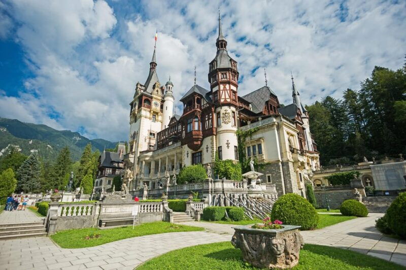 bucharest-peles-castle-dracula-castle-and-brasov-day-trip-2