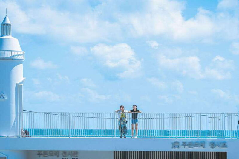 busan-gamcheon-village-and-haeundae-blueline-park-tour