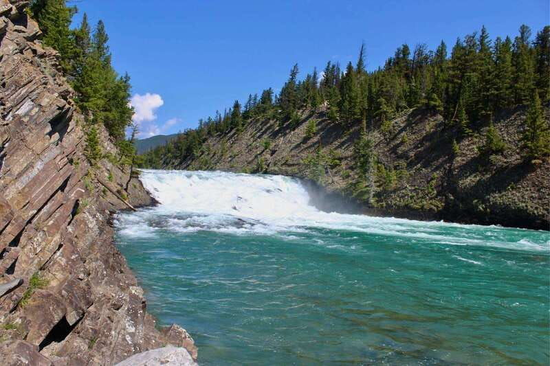 calgary-banff-lake-louise-moraine-marble-canyon-day-tour