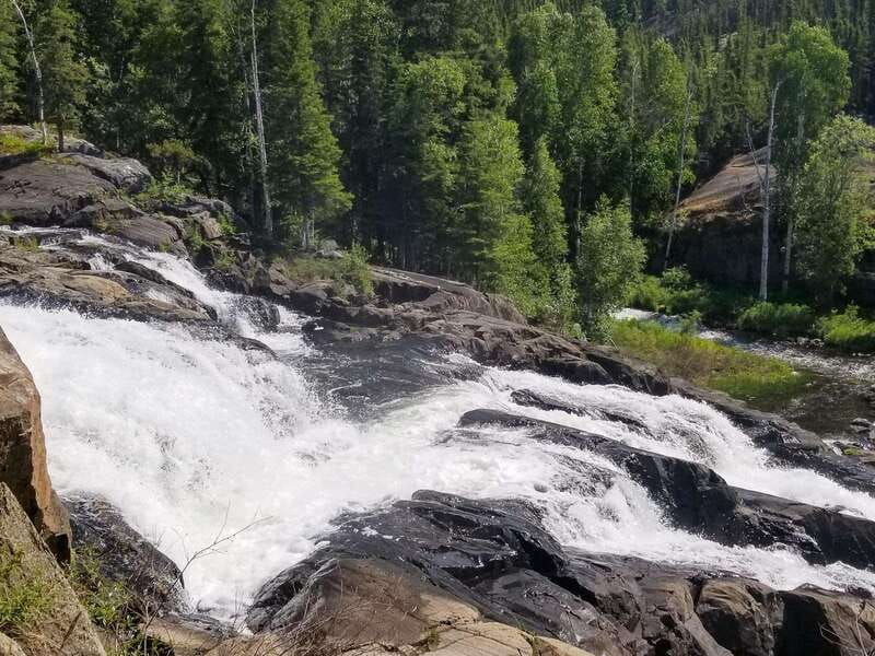 cameron-falls-waterfall-tour