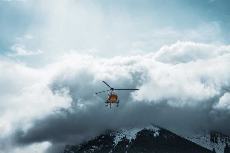 canadian-rockies-private-helicopter-tour-and-hike-for-two