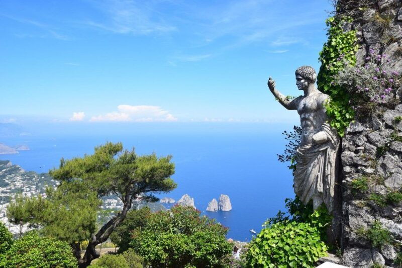 capri-private-boat-tour-from-sorrento-on-tornado-38