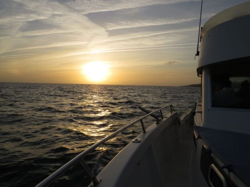 cascais-sunset-boat-trip-with-welcome-drinks