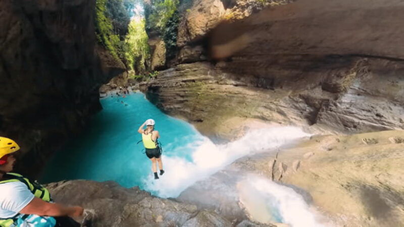 cebu-moalboal-snorkeling-kawasan-canyoneering-adventure