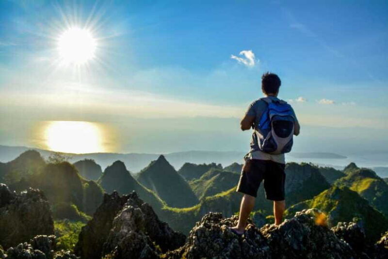 cebu-osmena-peak-hike-and-moalboal-snorkeling-escape