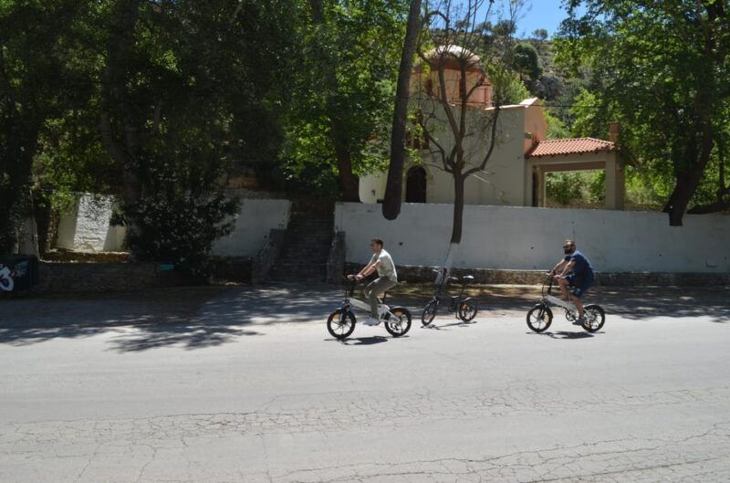 chania-ebike-fit-tour-traditional-snack