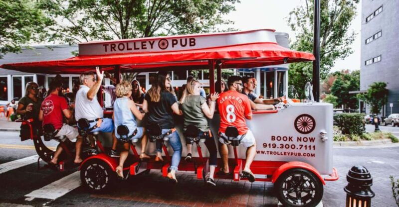 charlotte-brunch-and-trolley-pub-city-tour
