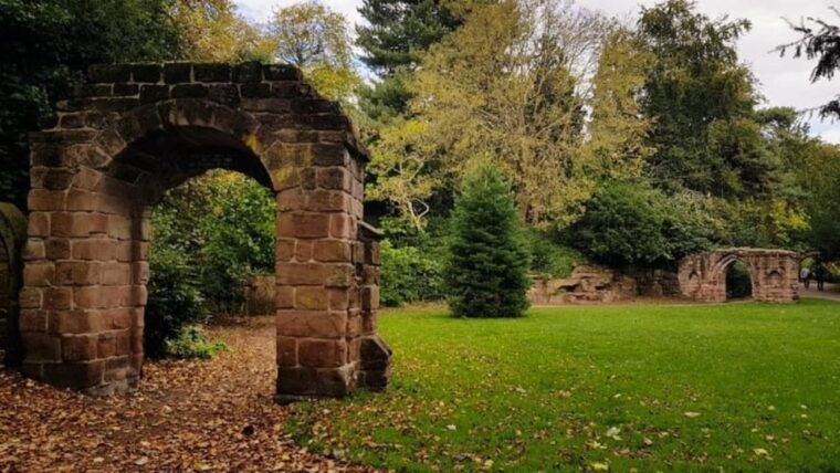 chester-city-walking-tour-exploration-game